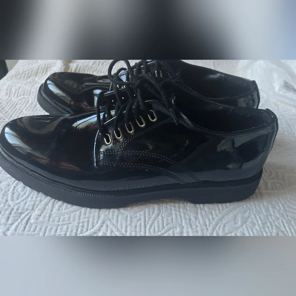 Vintage Coasters Black Patent Lace-Up Platform Oxfords